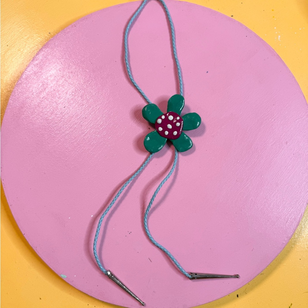 ✿ Handmade Green Flower Polymer Clay Bolo Tie ✿